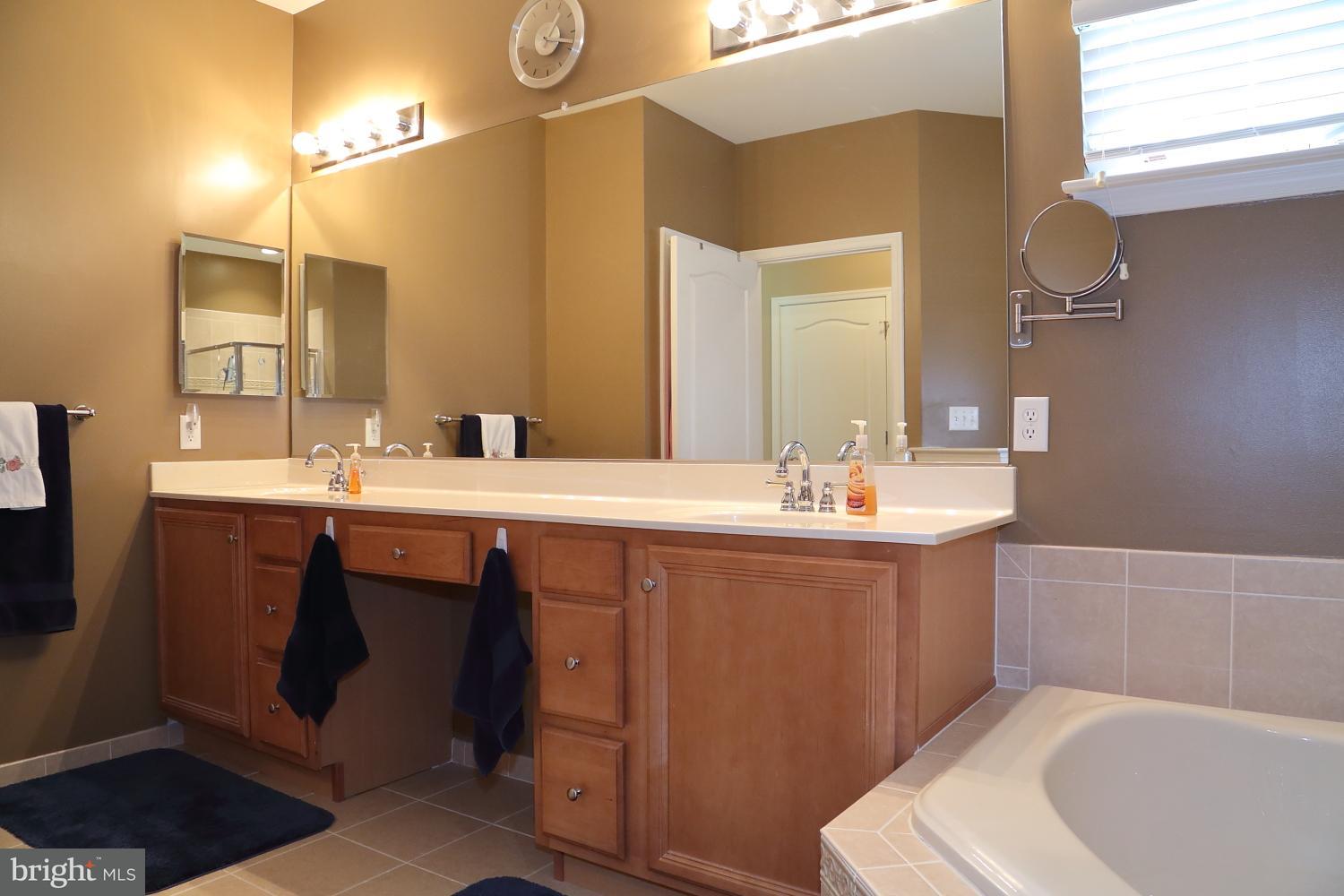 1957 Speedwell Road Lancaster, PA 17601 - Photo 24 of 32 MASTER BATHROOM