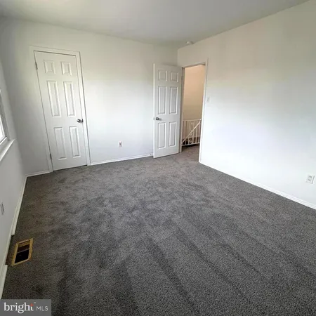 $2,400 | 447 N Mount, Bensalem, PA 19020