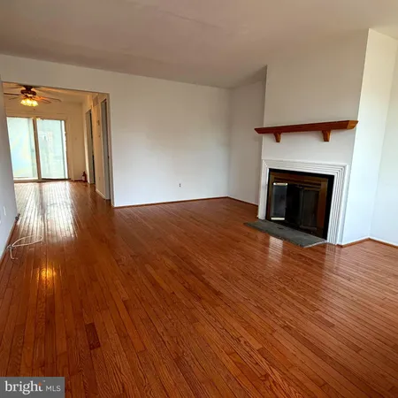 $2,400 | 447 N Mount, Bensalem, PA 19020