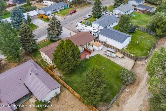 $495,000 | 469 South Madison Avenue, Pinedale, WY 82941
