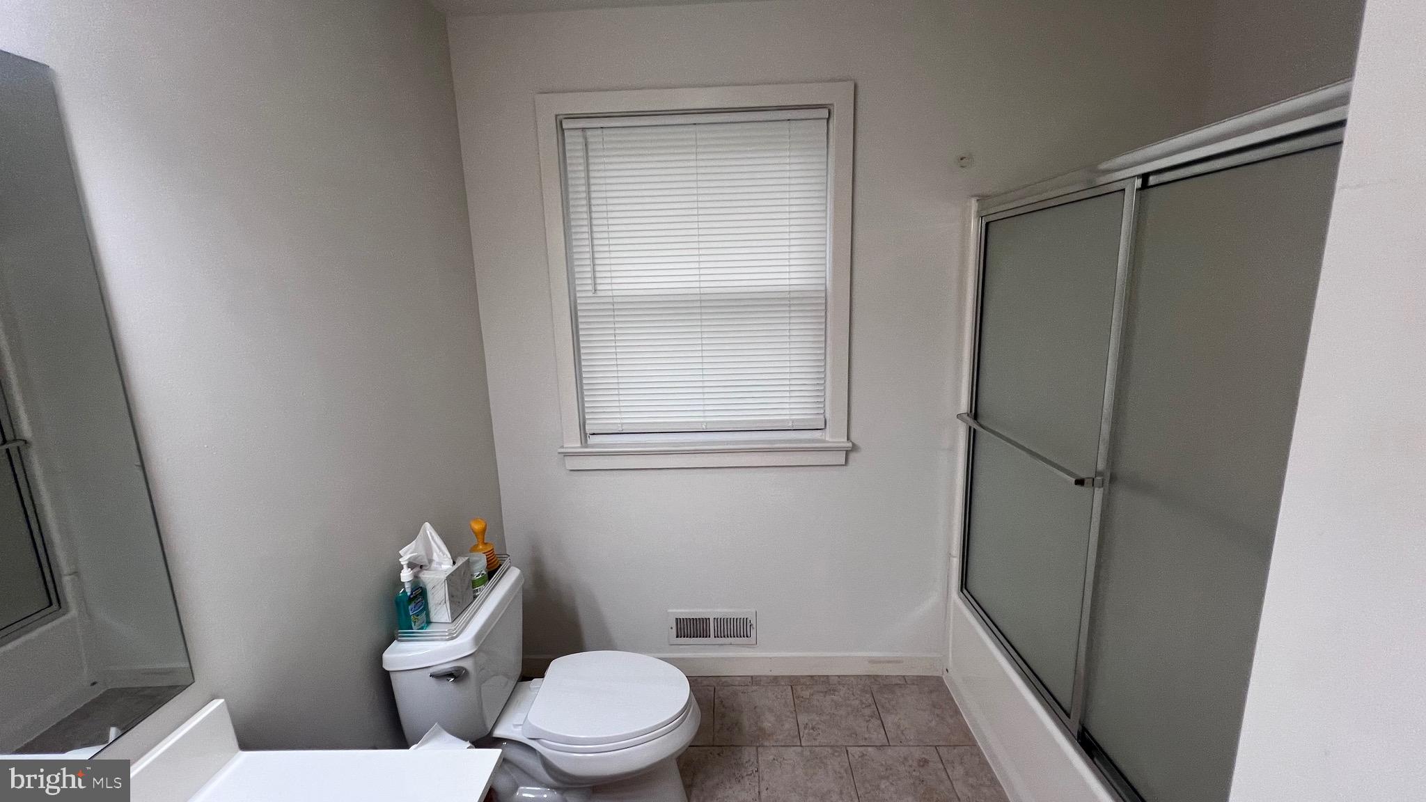 2 Warwick Road Stratford, NJ 08084 - Photo 11 of 12