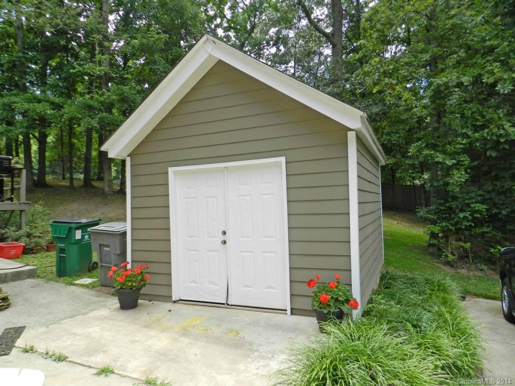 10701 Painted Tree Road Charlotte, NC 28226 - Photo 22 of 24 Gallery Image 22
