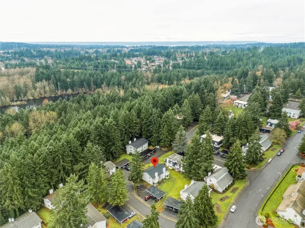 $899,950 | 34027 1st Place South, Federal Way, WA 98003