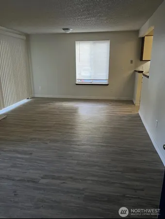 $899,950 | 34027 1st Place South, Federal Way, WA 98003