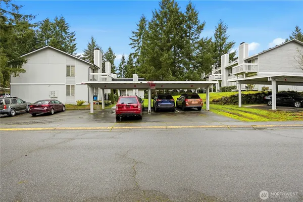 $899,950 | 34027 1st Place South, Federal Way, WA 98003