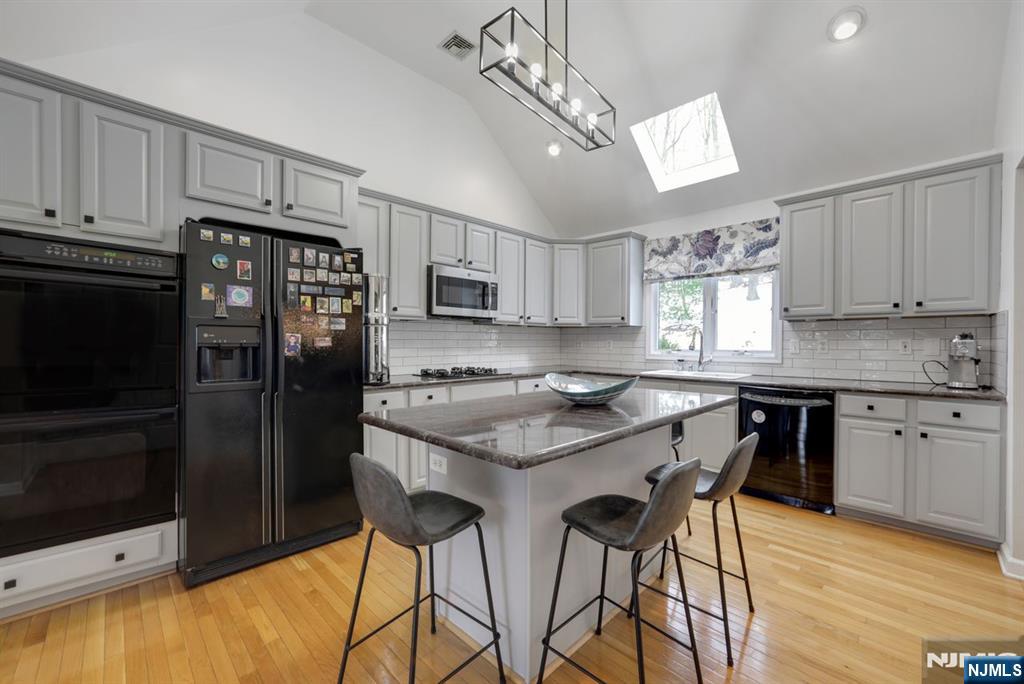 1 Broadway Park Ridge, NJ 07656 - Photo 12 of 33