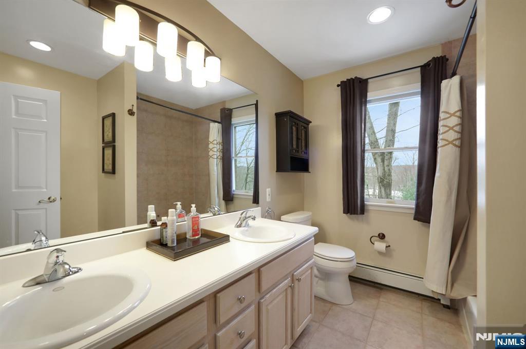 1 Broadway Park Ridge, NJ 07656 - Photo 14 of 33