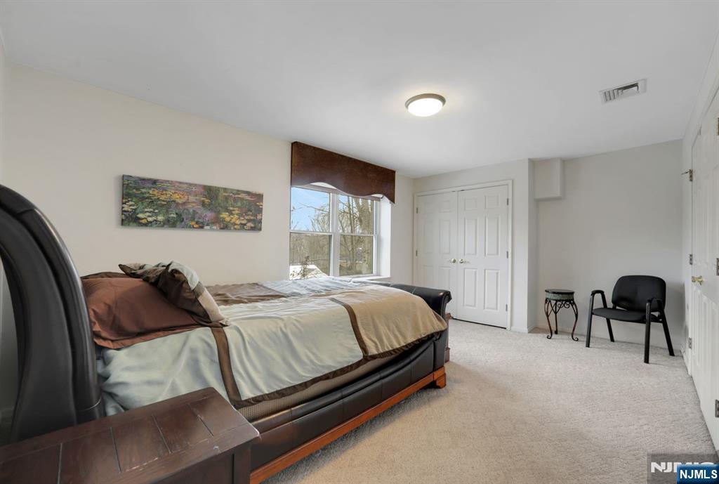 1 Broadway Park Ridge, NJ 07656 - Photo 28 of 33