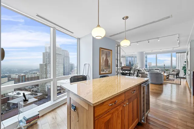 $1,495,000 | 5 Renaissance Square, Unit 23G, White Plains, NY 10601