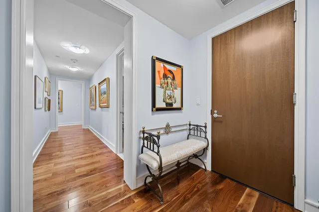 $1,495,000 | 5 Renaissance Square, Unit 23G, White Plains, NY 10601