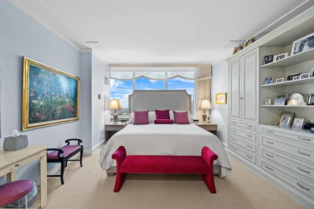 $1,495,000 | 5 Renaissance Square, Unit 23G, White Plains, NY 10601