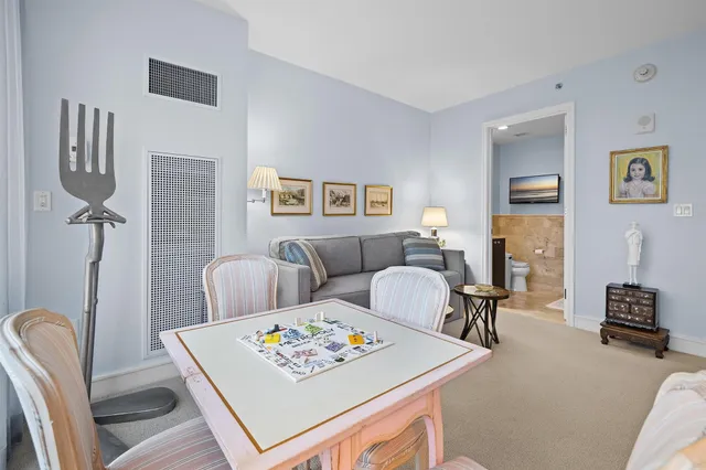 $1,495,000 | 5 Renaissance Square, Unit 23G, White Plains, NY 10601