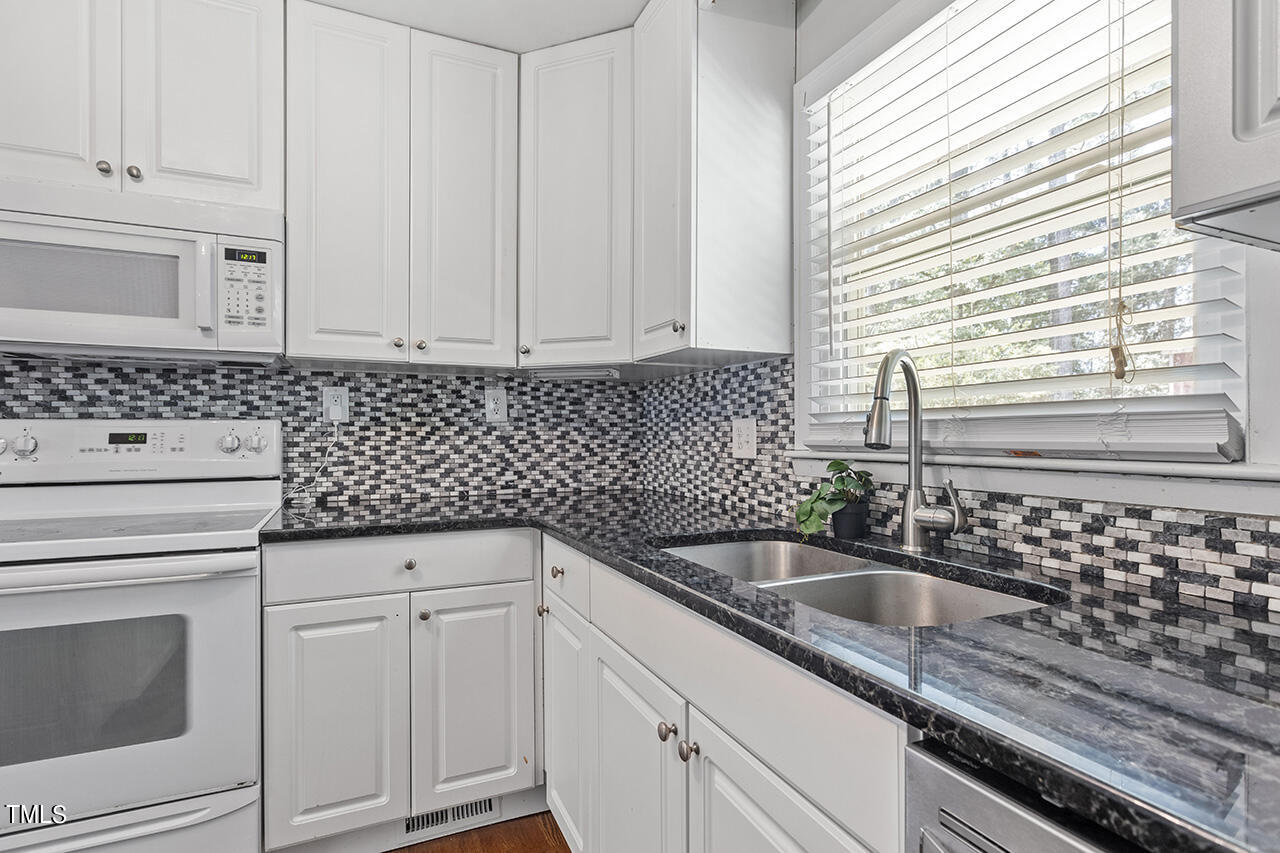 5304 Olive Road Raleigh, NC 27606 - Photo 16 of 35 5304 Olive Road_31