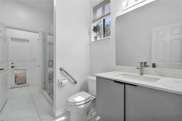 $899,900 | 10922 Northwest 49th Drive, Coral Springs, FL 33076