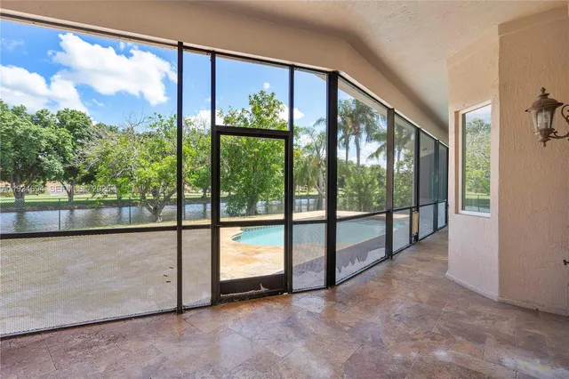 $899,900 | 10922 Northwest 49th Drive, Coral Springs, FL 33076