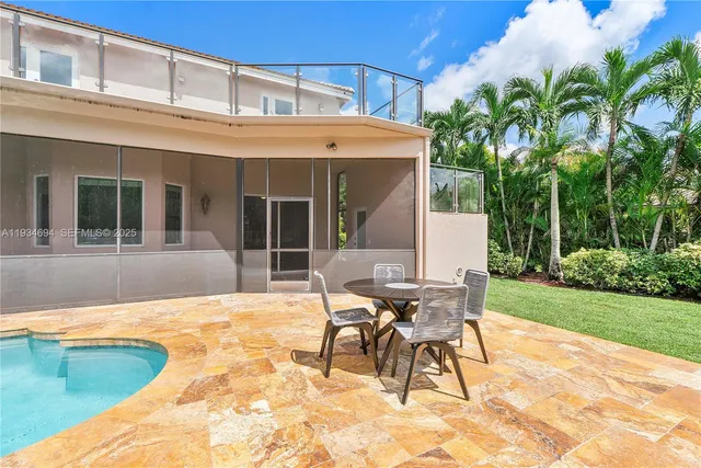 $899,900 | 10922 Northwest 49th Drive, Coral Springs, FL 33076