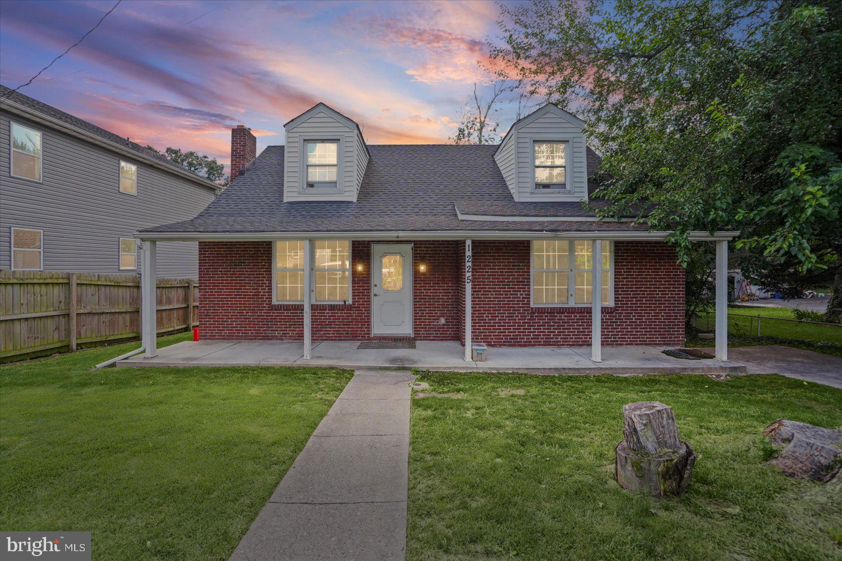 1225 Greystone Road Baltimore, MD 21227 - Photo 1 of 38 Gallery Image 1