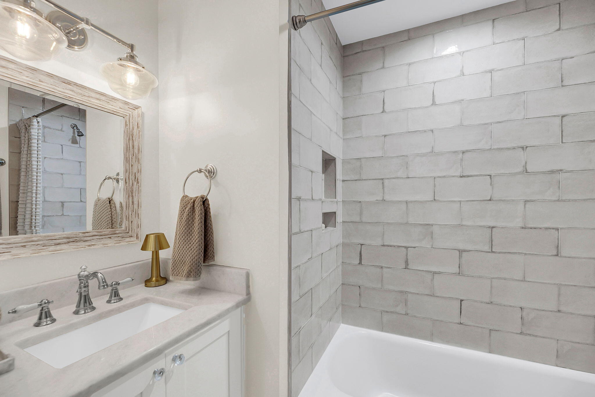 11 Mariners Cay Drive, Unit 11 Folly Beach, SC 29439 - Photo 21 of 27 CREM - 11 Mariners Cay-17