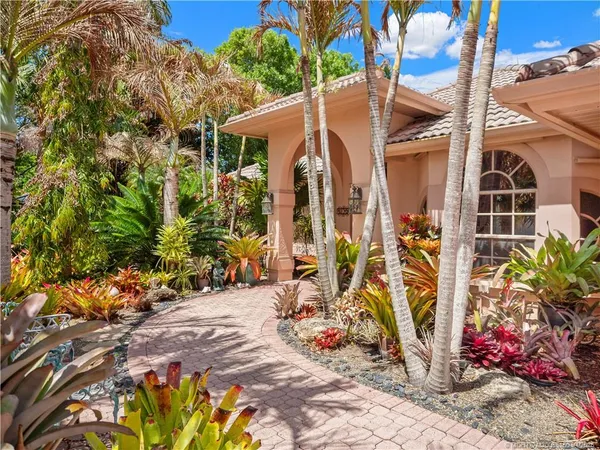 $525,000 | 1915 Southwest Windcross Run, Palm City, FL 34990