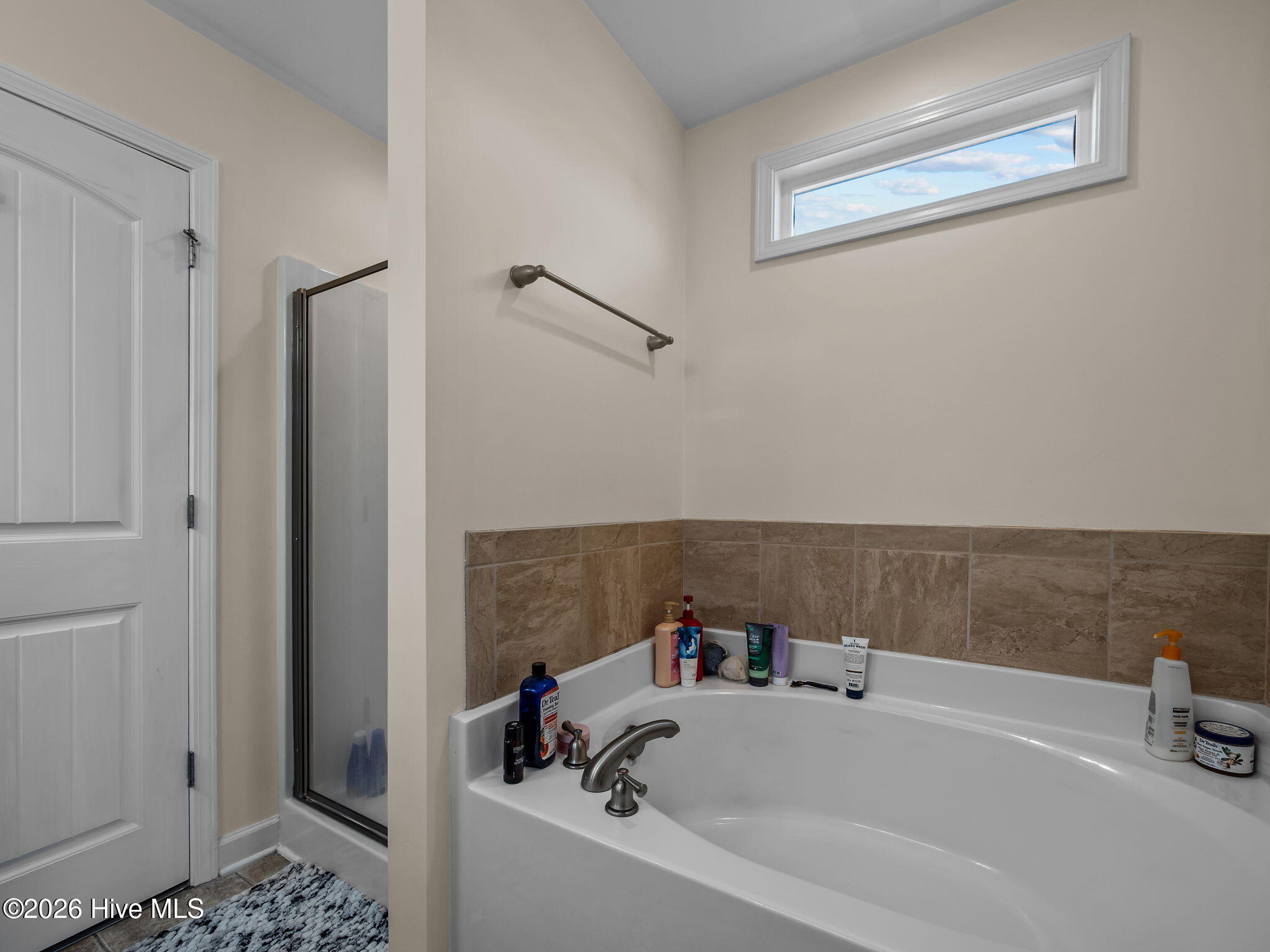 404 Kinroff Drive Hubert, NC 28539 - Photo 30 of 57 Soaker Tub & Separate Shower