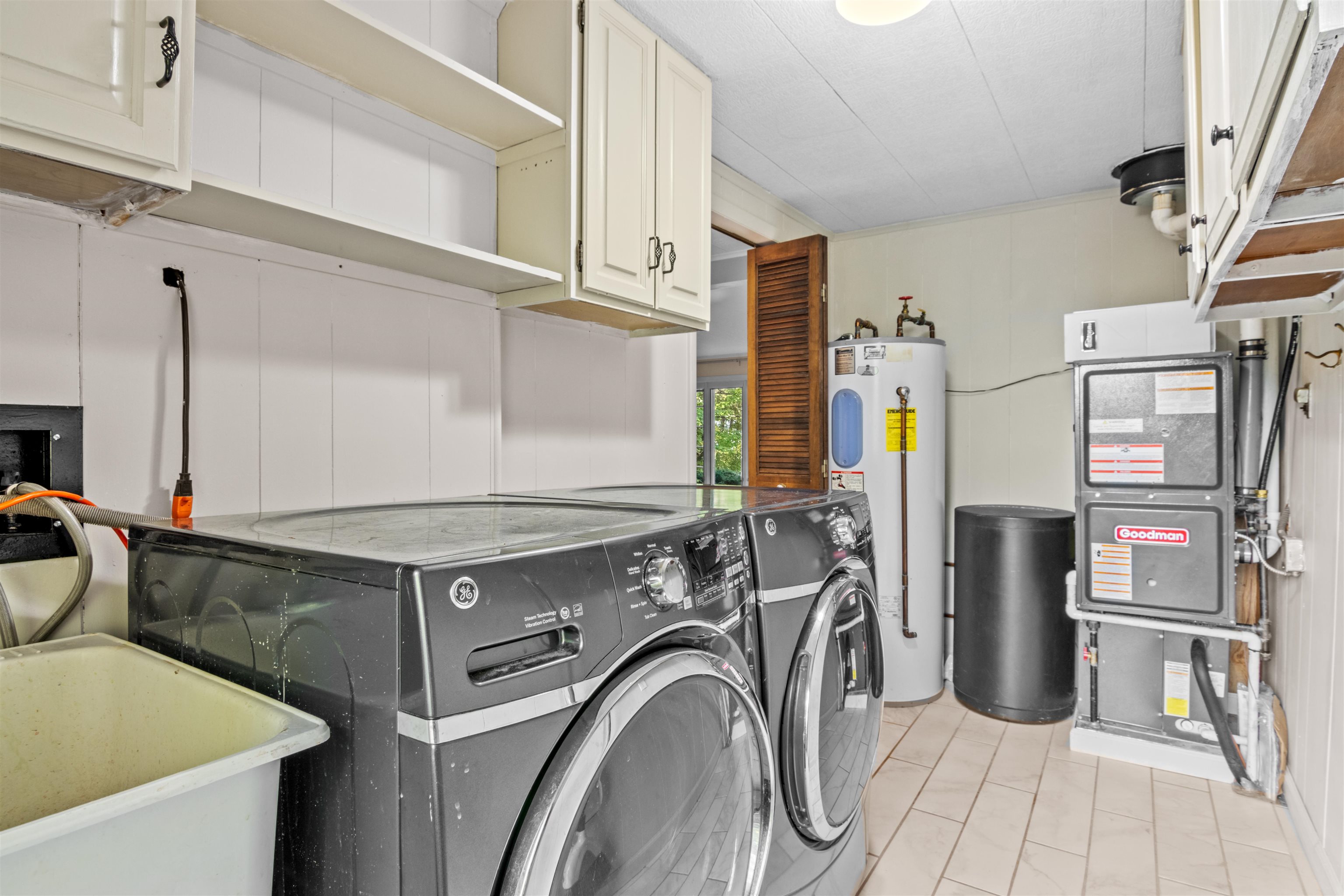 7646 Timberline Road Williamsburg, MI 49690 - Photo 23 of 30 1940332-e1f0b804-6d6a-404e-bf13-ddad7b76adf7.JPG