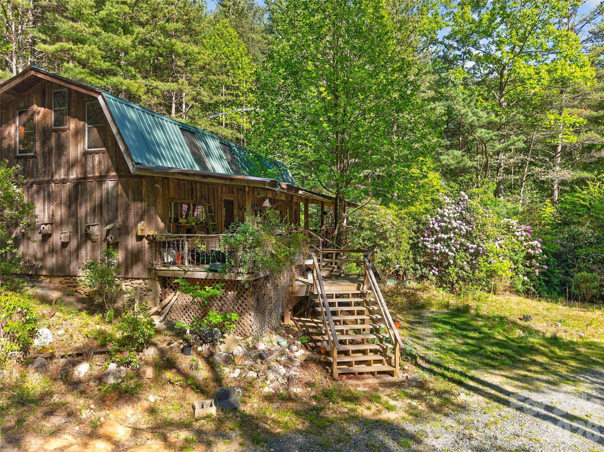 451 Signal Tree Road Deep Gap, NC 28618 - Photo 4 of 26