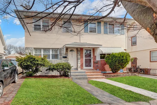 $599,900 | 218-41 140th Avenue | Laurelton