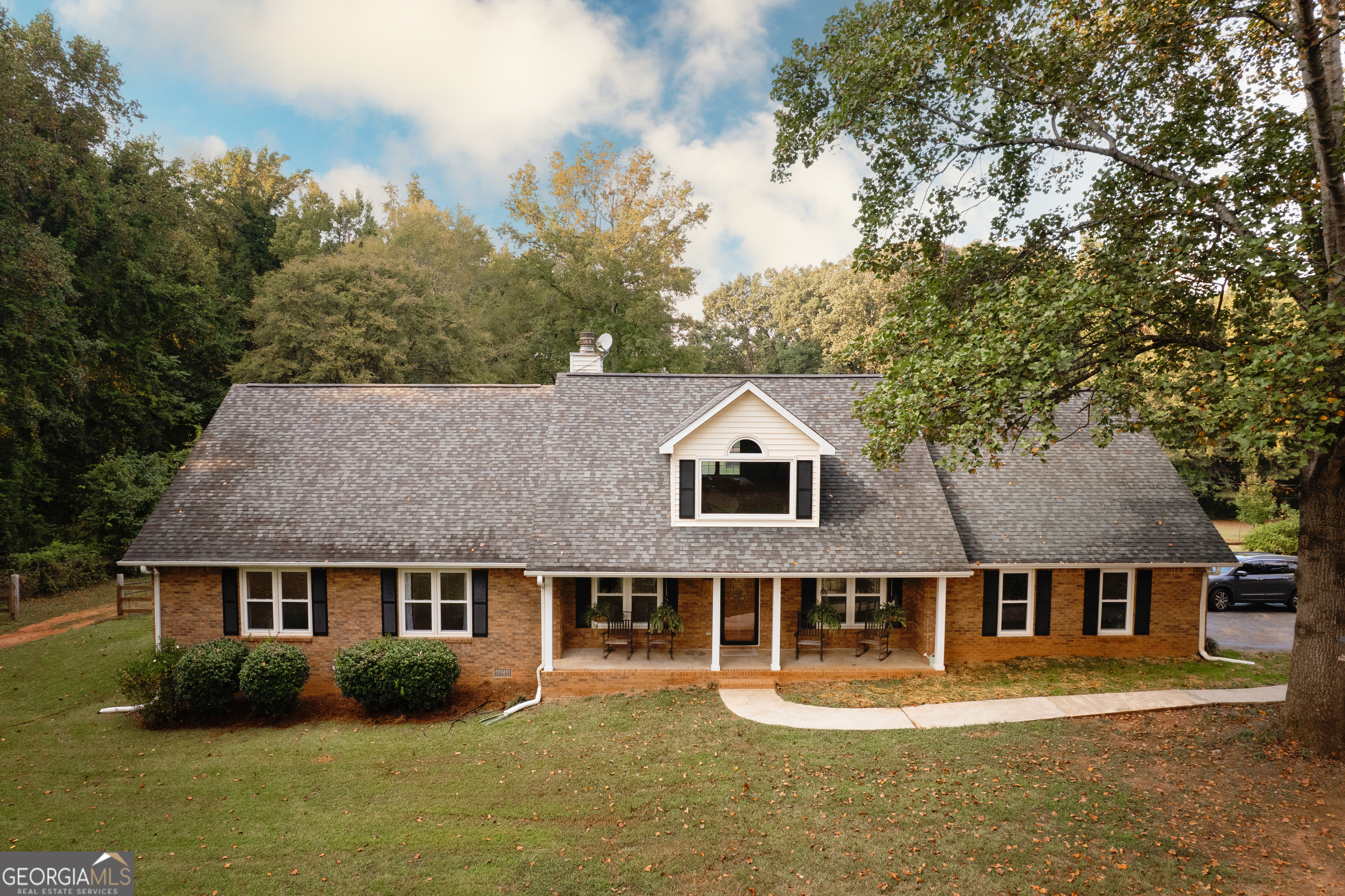295 Hillview Road Hampton, GA 30228 - Photo 52 of 70 front view of house with a yard