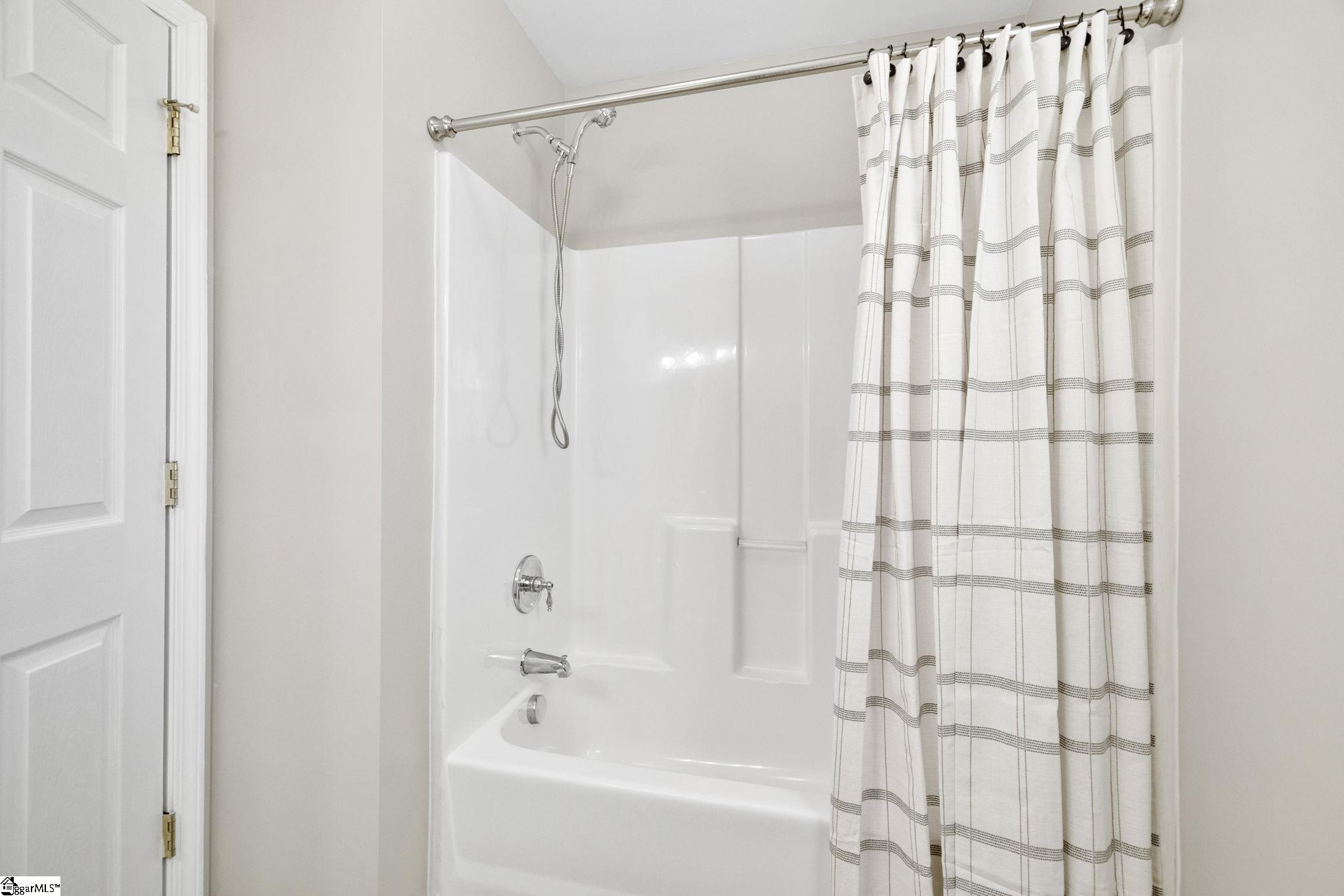 14 Fleming Street Greenville, SC 29607 - Photo 19 of 38 Gallery Image 19