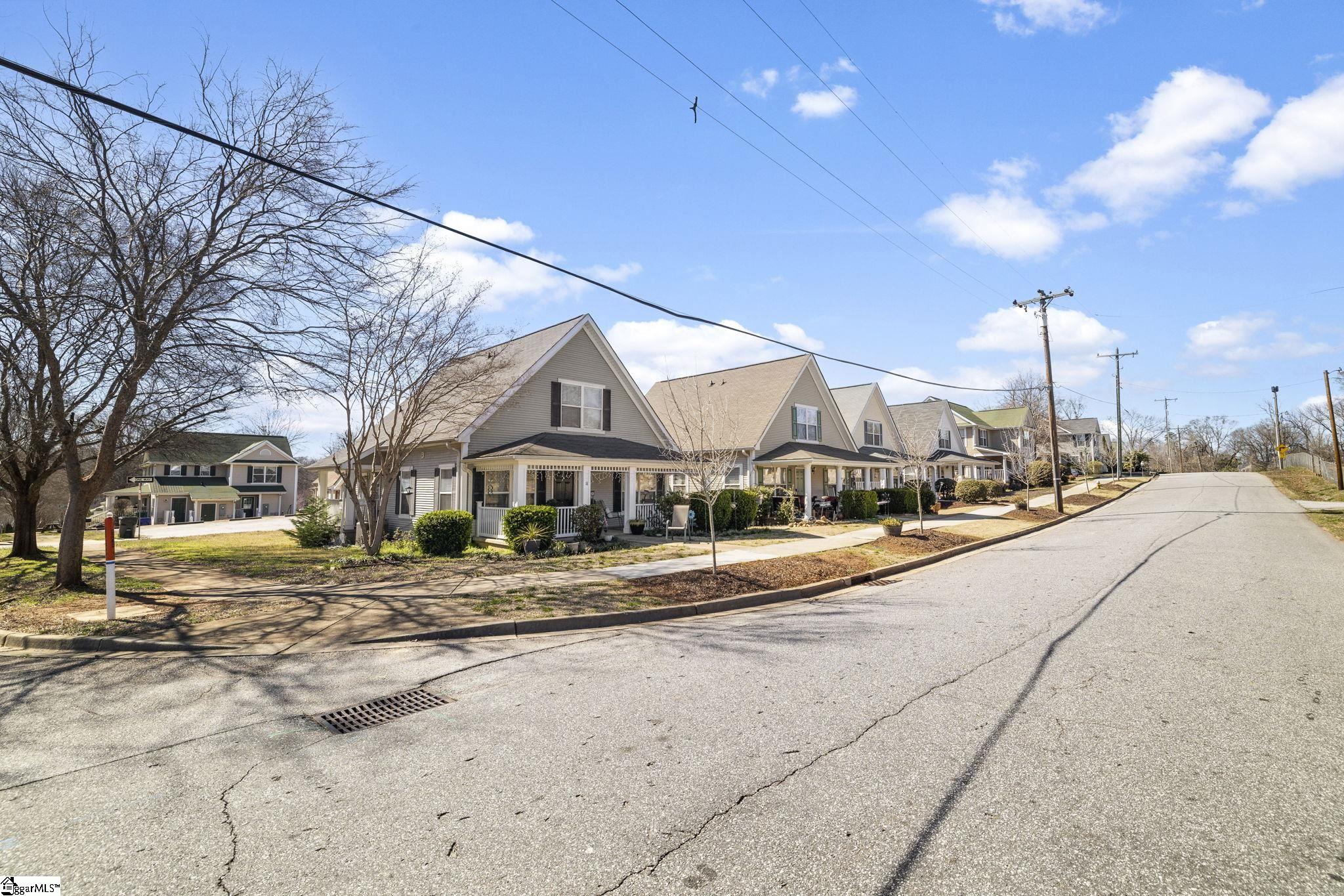14 Fleming Street Greenville, SC 29607 - Photo 35 of 38 Gallery Image 35