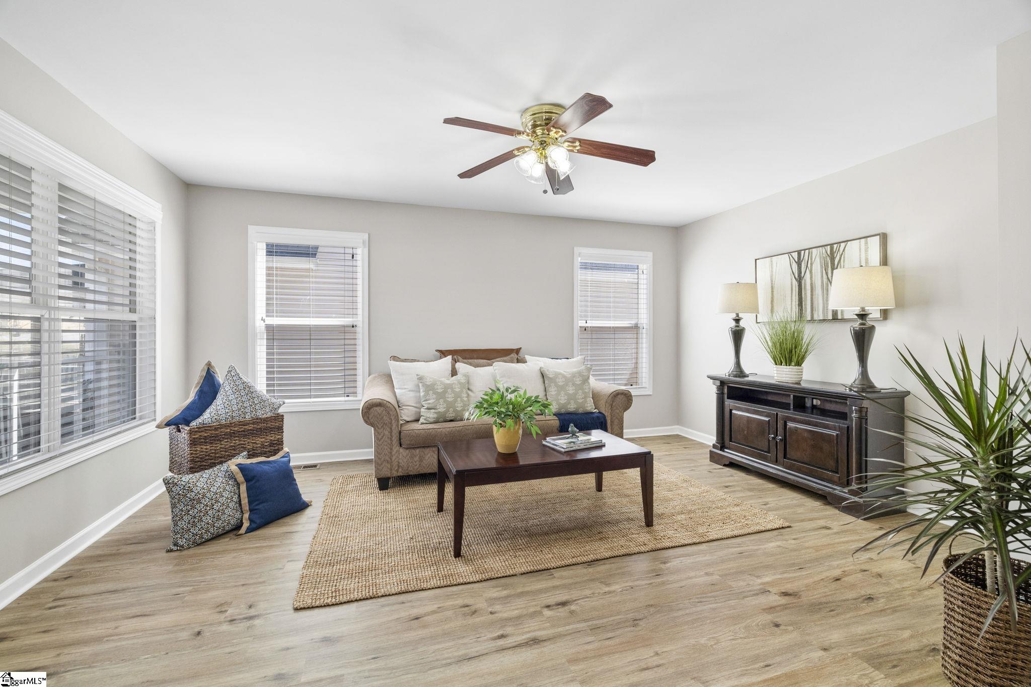 14 Fleming Street Greenville, SC 29607 - Photo 6 of 38 Gallery Image 6