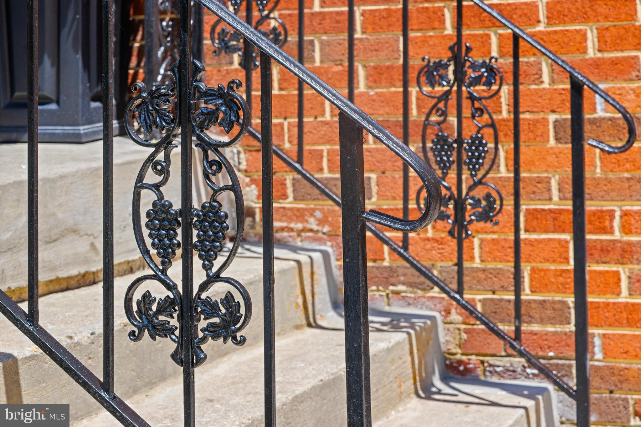 16401 Mt Calvert Road Upper Marlboro, MD 20772 - Photo 11 of 119 Farmhouse: Beautiful Ironwork