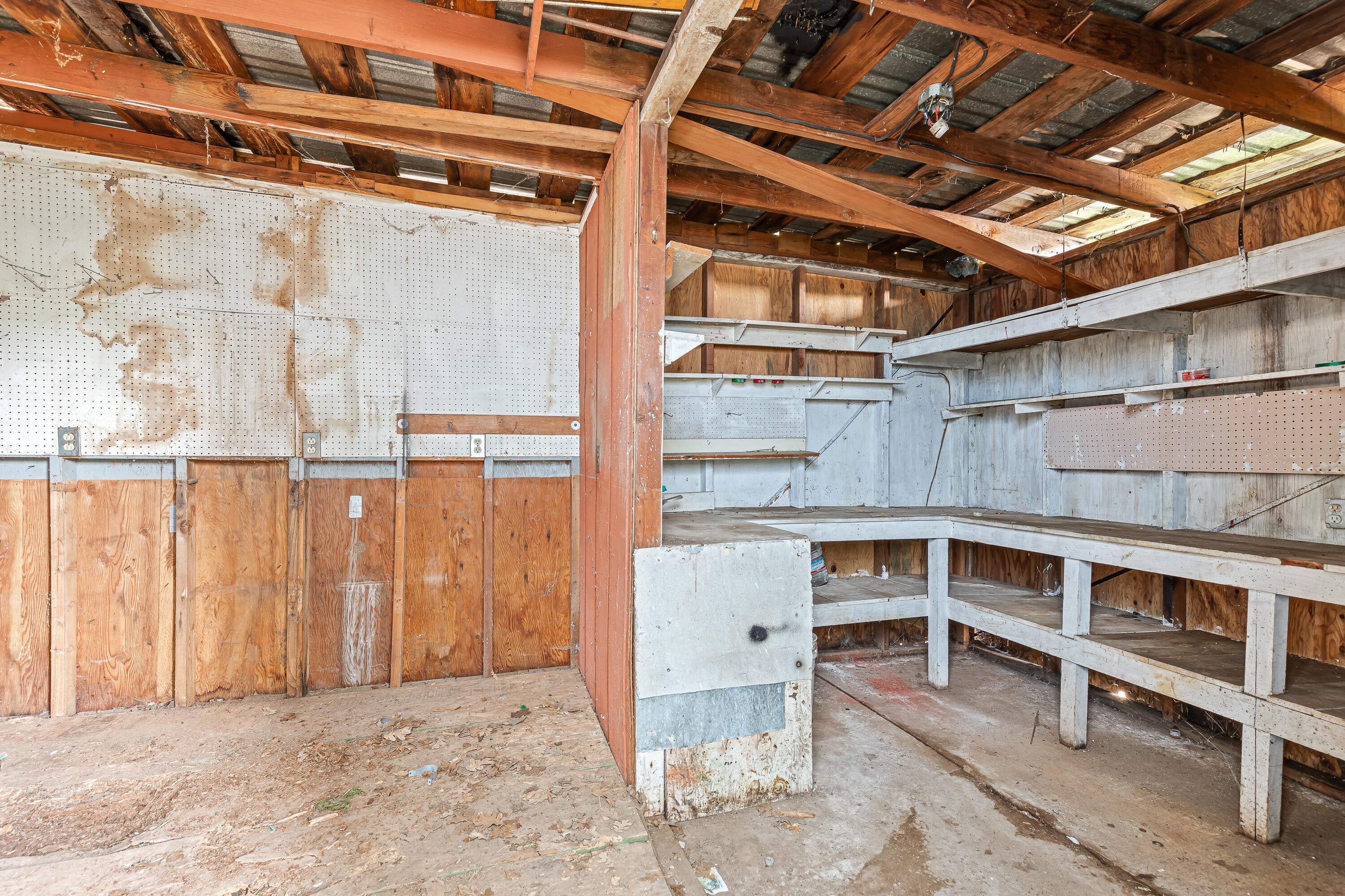 421 Stevens Road, Unit 21 Eagle Point, OR 97524 - Photo 20 of 25 9R9A2508