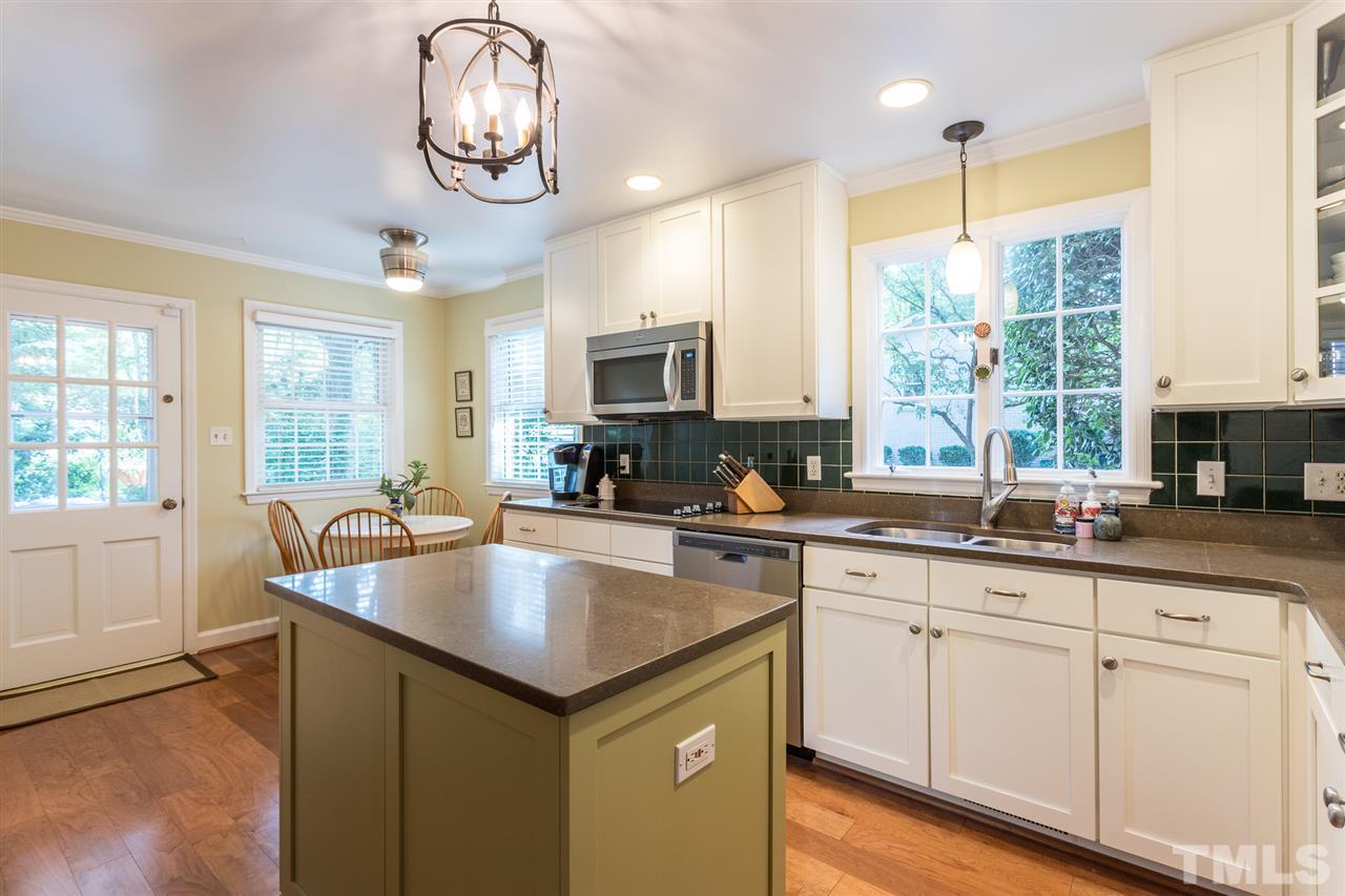 608 Davidson Street Raleigh, NC 27609 - Photo 9 of 30