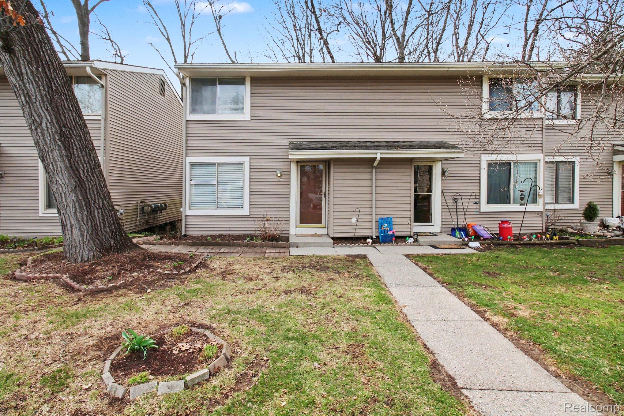 616 Rickett Road, Unit 118 Brighton, MI 48116 - Photo 20 of 21 002_file_8483.jpg