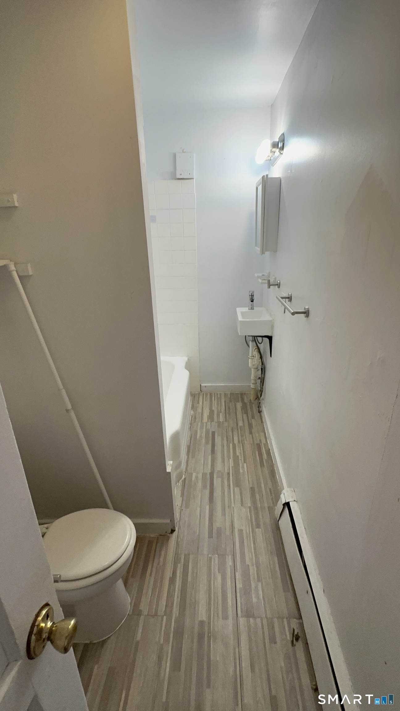 14 Lester Street, Unit 2L Ansonia, CT 06401 - Photo 5 of 25