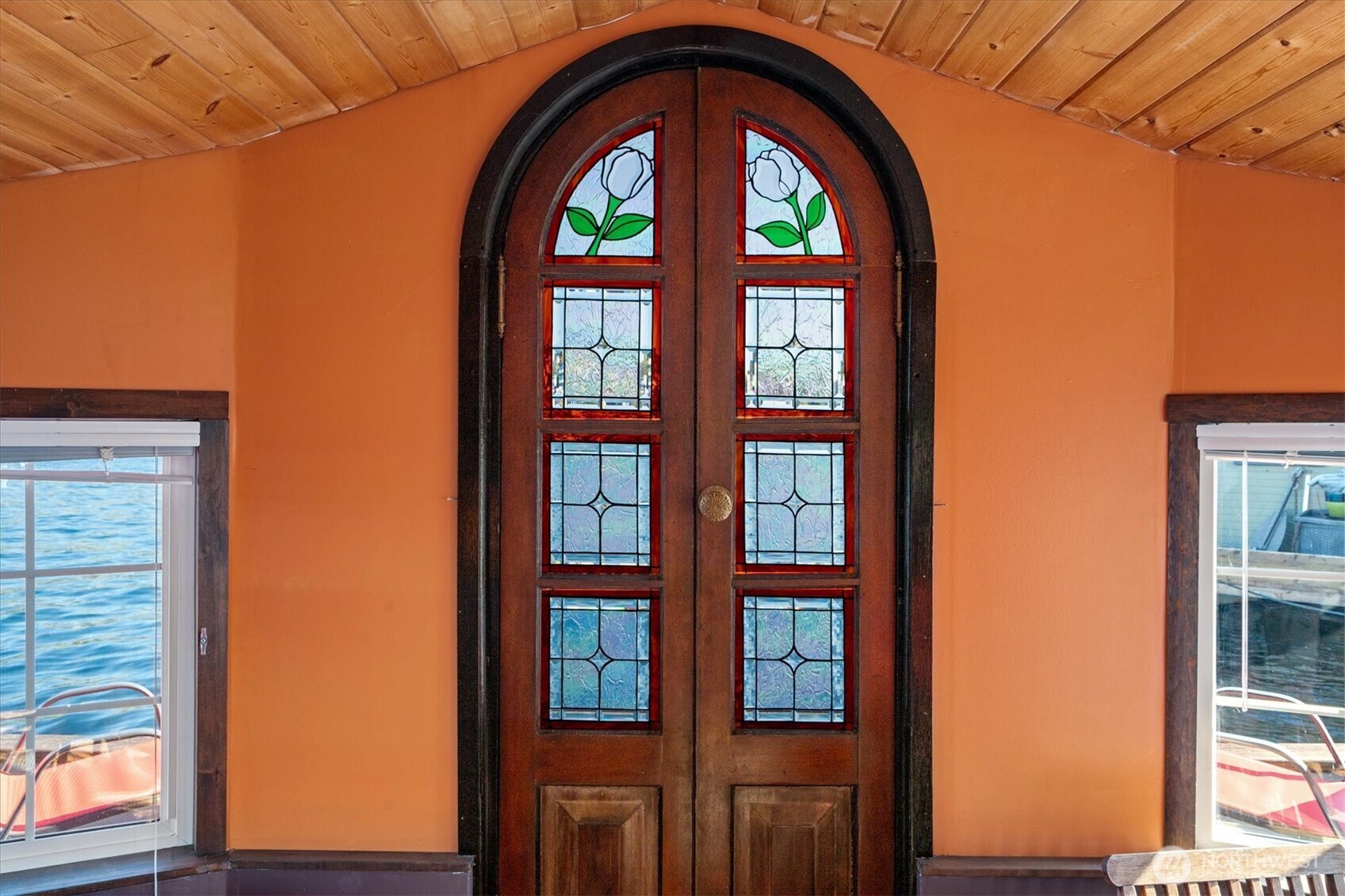 2401 North Northlake Way, Unit L6 Seattle, WA 98103 - Photo 13 of 30 a view of an entrance door of the house
