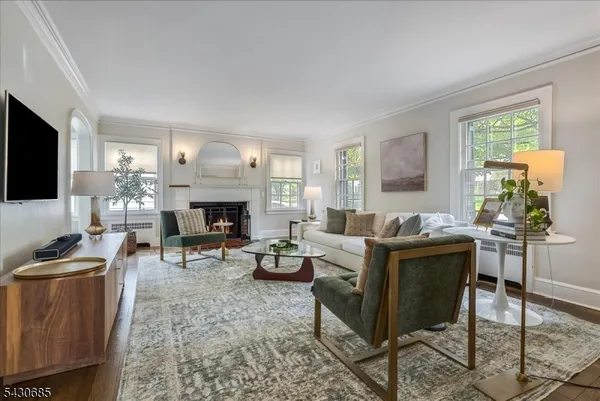 $1,650,000 | 31 The Fairway, Montclair, NJ 07043