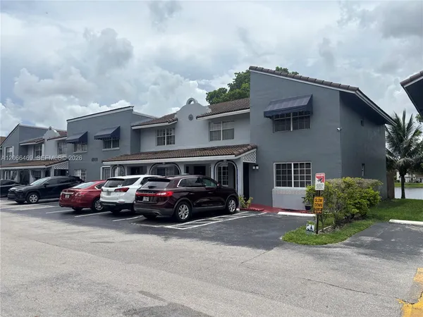 $347,000 | 6910 Northwest 173rd Drive, Unit 1008, Hialeah, FL 33015