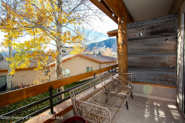 $669,000 | 1400 East Valley Road, Unit 212, Basalt, CO 81621