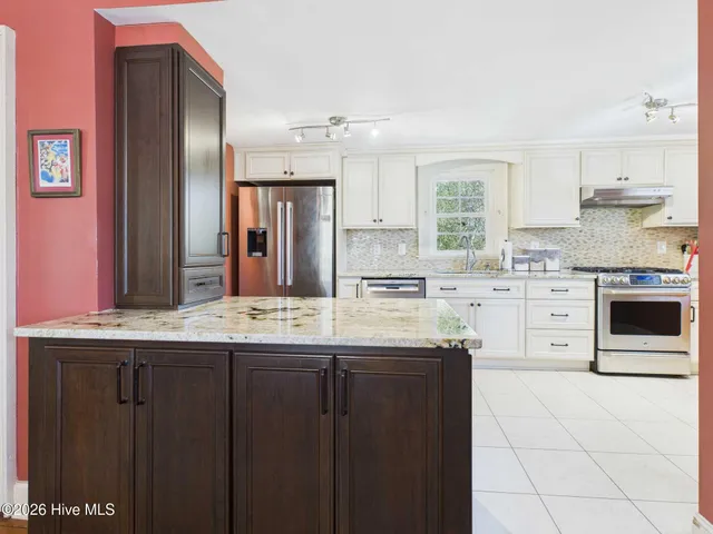 $374,900 | 524 Carthage Street, Cameron, NC 28326