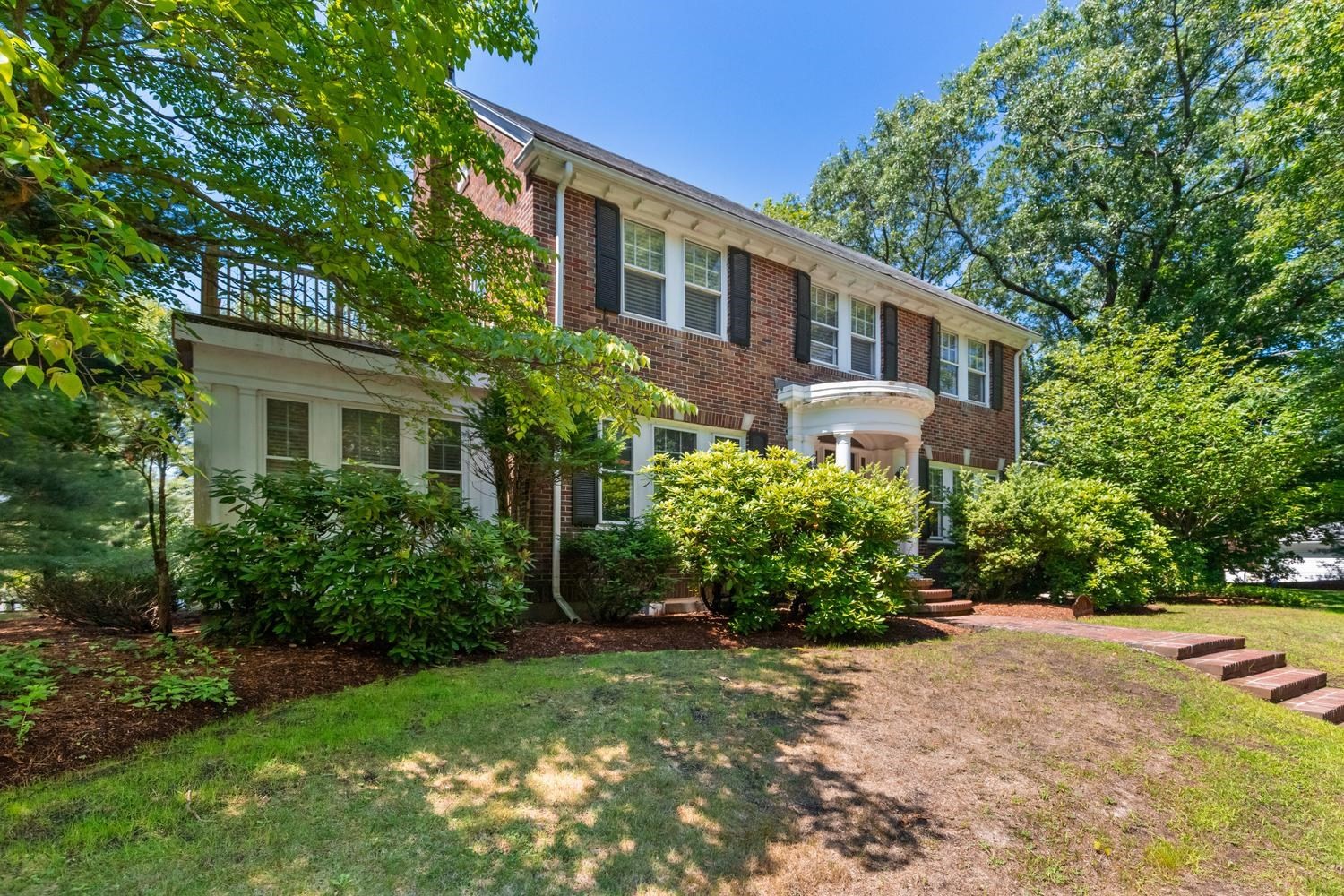 114 South Border Road Medford, MA 02155 - Photo 2 of 36 Gallery Image 2