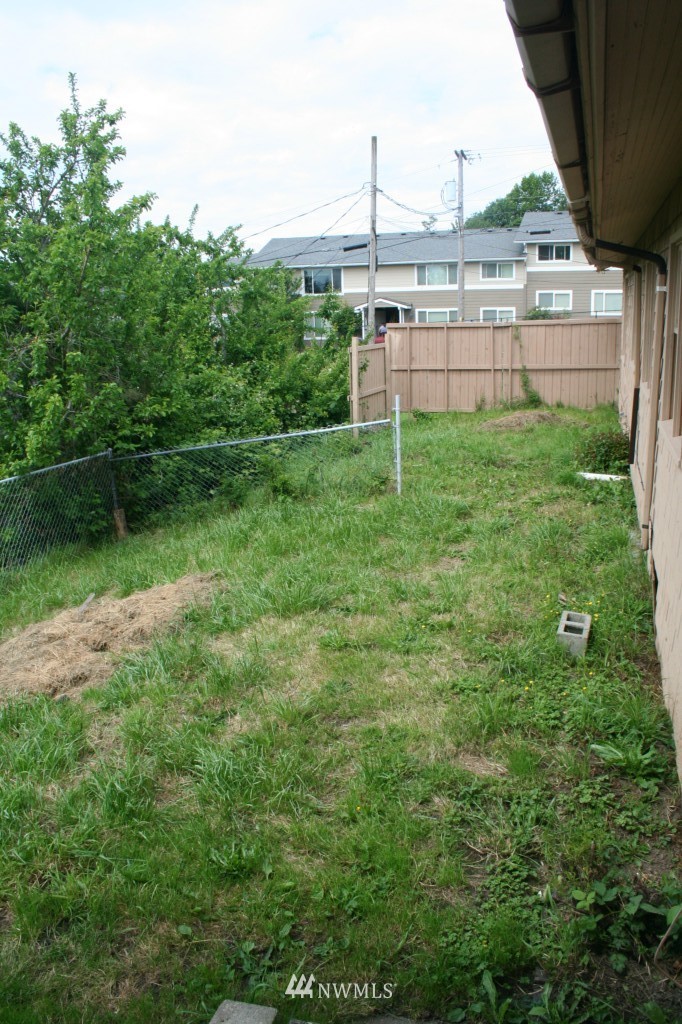 117 Sheridan Road Bremerton, WA 98310 - Photo 9 of 9 Gallery Image 9
