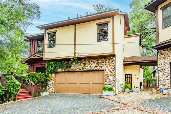 $975,000 | 3012 South 4th Street, Unit B, Austin, TX 78704