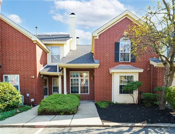 $250,000 | 626 Smithfield Road, Unit 908, North Providence, RI 02904