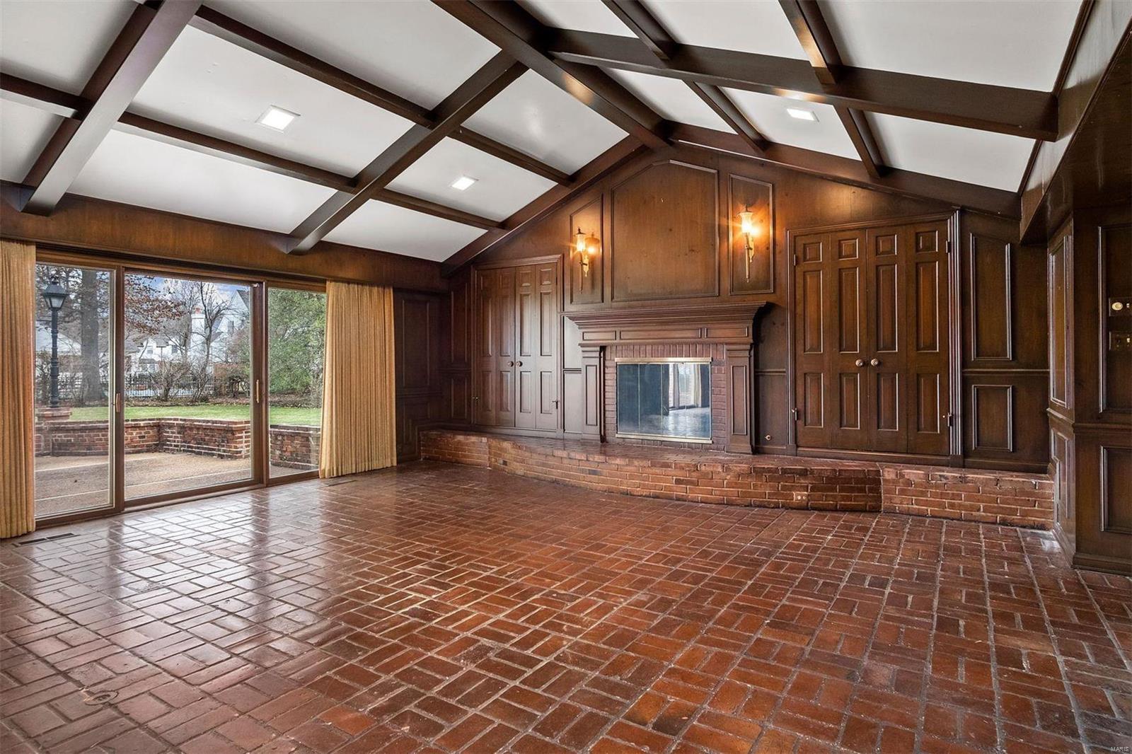 1110 Warson Road St. Louis, MO 63124 - Photo 8 of 14 Gallery Image 8
