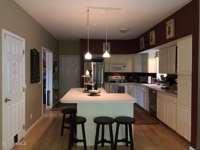 160 Chanterwood Road Lee, MA 01238 - Photo 28 of 57 160 chanterwood kitchen 2