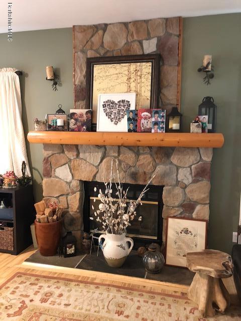 160 Chanterwood Road Lee, MA 01238 - Photo 34 of 57 160 chanterwood fieldstone fireplace