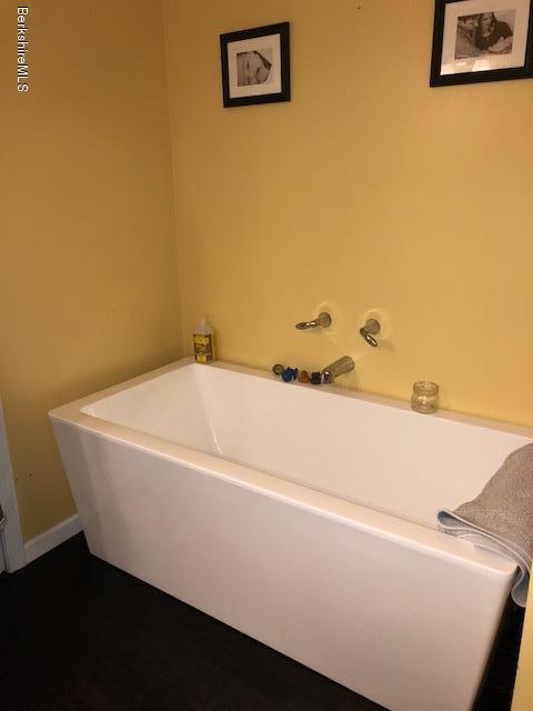 160 Chanterwood Road Lee, MA 01238 - Photo 41 of 57 160 chanterwood master bath