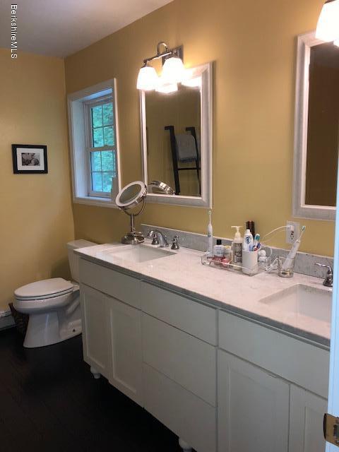 160 Chanterwood Road Lee, MA 01238 - Photo 42 of 57 160 chantewood master bath 3